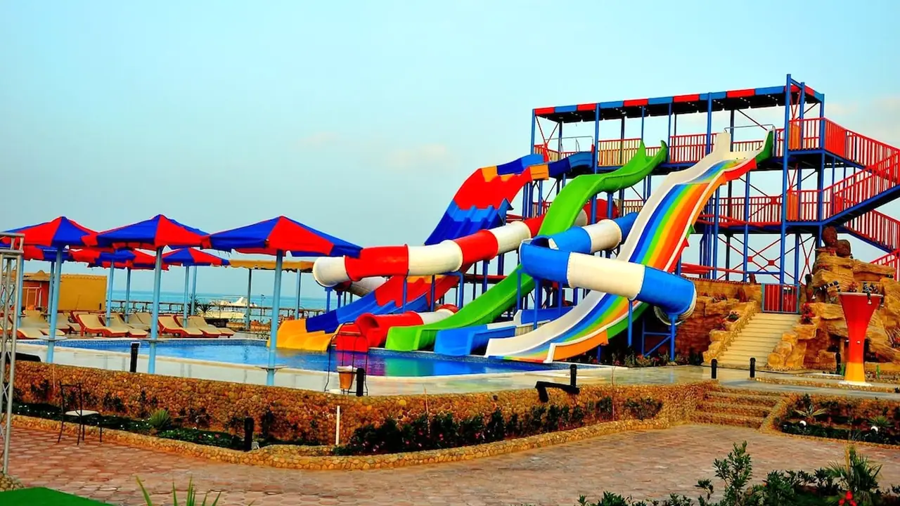 الفندق فلو سبكتروم ريزورت سهل حشيش - سهل حشيش